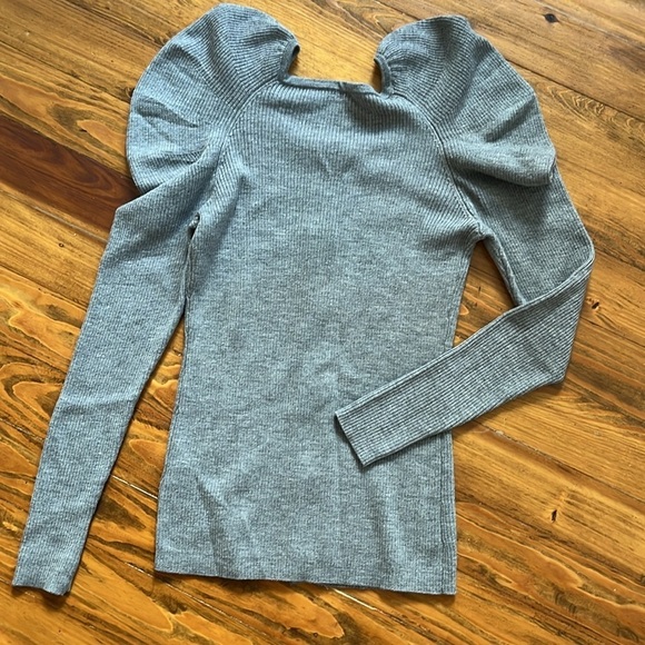 Trina‎ Turk 100% Merino Wool Ribbed Puff Sleeve Cardigan size XS - Picture 2 of 12